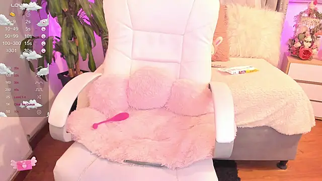 vanesa moon   online show from March 5, 2:03 am