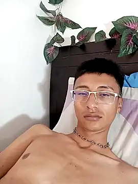 codysmith online show from February 8, 1:54 am
