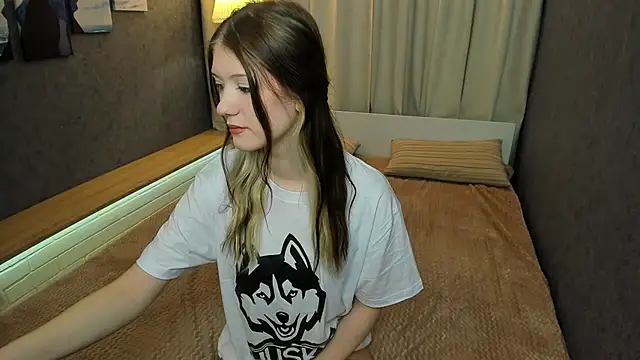 Lina Vi online show from January 15, 9:20 pm