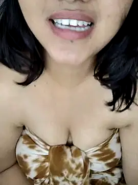 Snapshot of Riya_Stream01 chatting on February 20, 1:25 am Riya Stream01 online show from February 20, 1:25 am