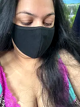 FlatVincy4 online show from October 2, 3:57 am