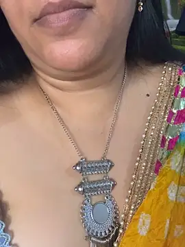 FlatVincy4 online show from October 25, 4:09 am