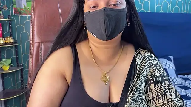 FlatVincy4 online show from July 28, 3:21 pm