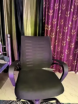 hot menka online show from January 5, 11:04 am