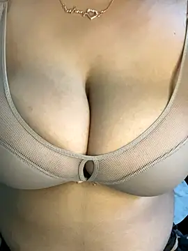 hot menka online show from September 14, 3:44 pm