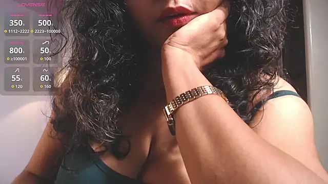hot menka online show from June 5, 6:57 pm