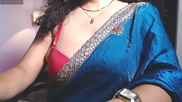 hot menka online show from June 8, 5:13 pm