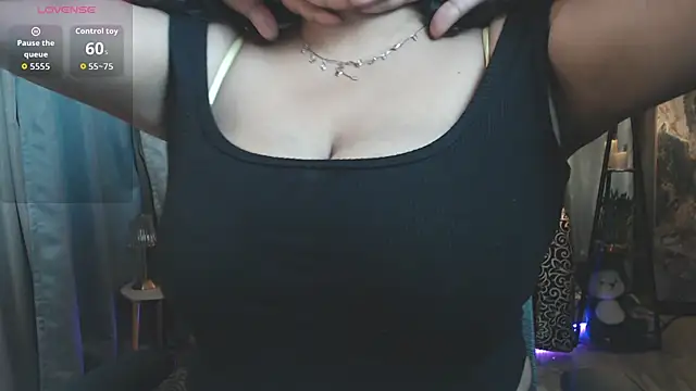hot menka online show from June 27, 7:08 pm