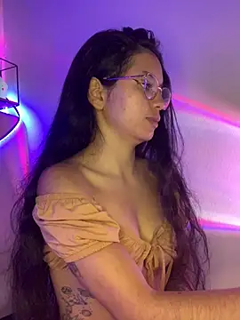 Rosita forever  online show from January 28, 3:35 pm