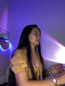 Rosita forever  online show from February 17, 10:03 pm