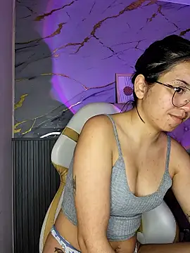 Rosita forever  online show from September 24, 2:04 am