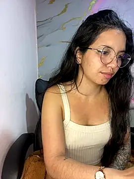 Rosita forever  online show from October 18, 8:31 pm