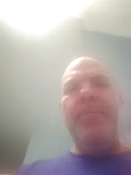 Snapshot of hoodratoui chatting on November 30, 3:49 pm hoodratoui online show from November 30, 3:49 pm