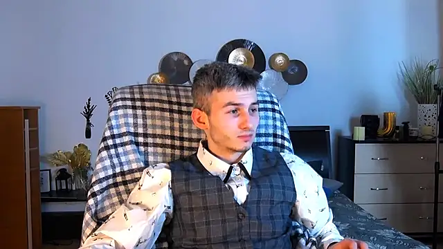 Devin Jay online show from February 6, 2:42 pm