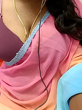 Tamilbigboobie online show from January 5, 6:45 pm