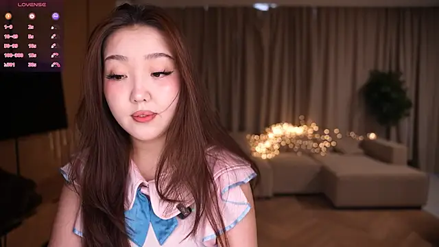 Amelyisthatyou online show from March 28, 4:34 am