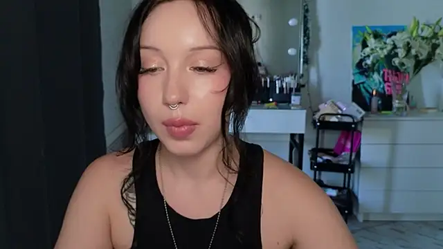 Snapshot of MoranaMissGod chatting on May 22, 12:44 pm MoranaMissGod online show from May 22, 12:44 pm