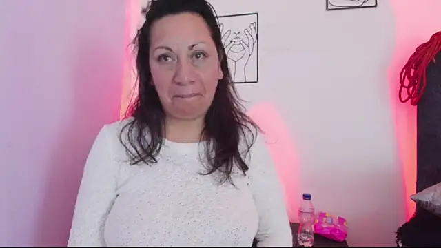 Snapshot of marisol1977hot chatting on January 26, 8:56 pm marisol1977hot online show from January 26, 8:56 pm