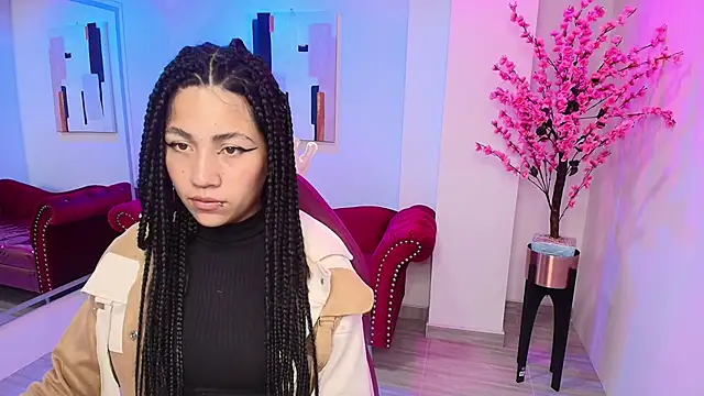 Leia queens online show from January 17, 11:17 am