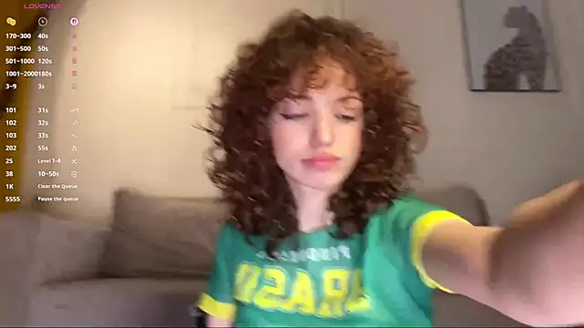 LilianGrindle online show from June 11, 7:34 pm