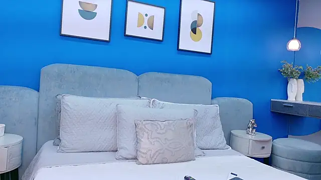 martina roldam online show from January 17, 9:07 pm