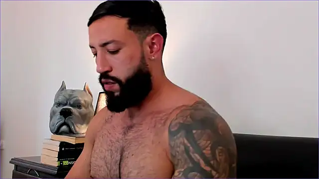 Snapshot of BradLeon_ chatting on September 23, 4:32 pm BradLeon online show from September 23, 4:32 pm