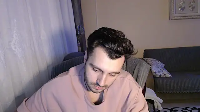 handsomeee04 online show from November 21, 10:52 pm