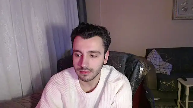 handsomeee04 online show from February 1, 9:46 pm