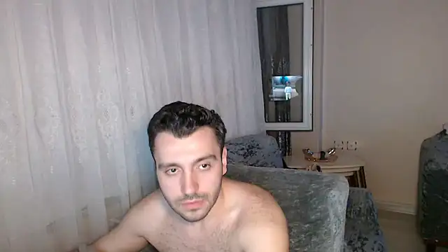 handsomeee04 online show from June 26, 10:03 pm