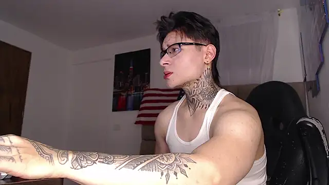DennisWalkerr online show from March 16, 12:12 am
