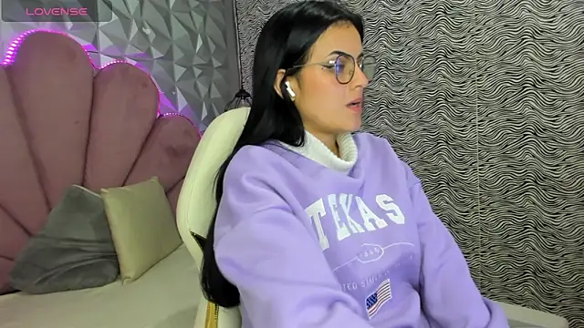 morgan reds online show from February 13, 9:30 am