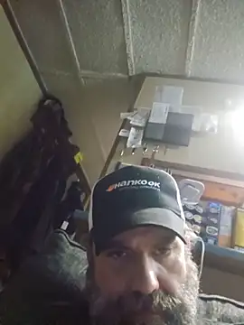 zaneporter46 online show from May 18, 3:13 am