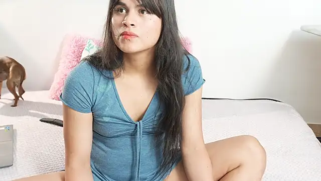 Snapshot of Mara-Bella chatting on March 3, 6:03 pm Mara-Bella online show from March 3, 6:03 pm