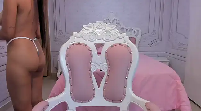 Daphne Fox  online show from March 9, 2:50 am