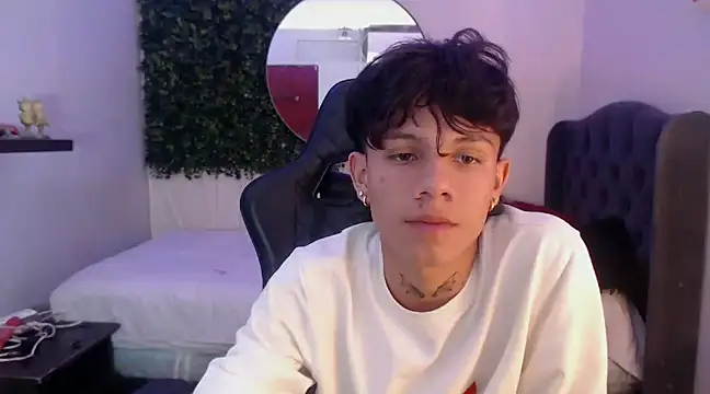 andy dan18 online show from February 24, 8:47 pm