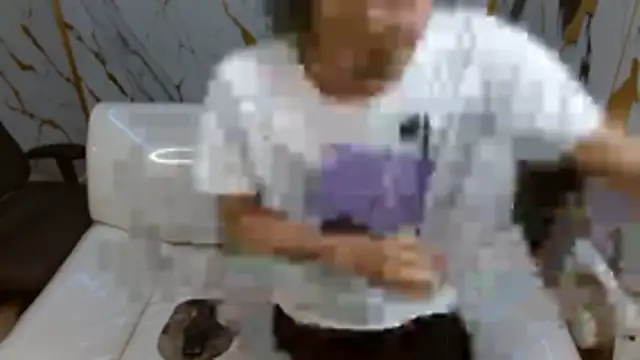 Snapshot of andy_dan18 chatting on March 28, 7:46 pm andy dan18 online show from March 28, 7:46 pm