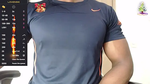 thomsom23 online show from November 29, 2:42 pm