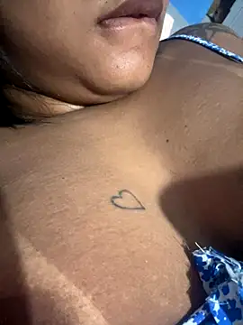 Snapshot of Diego3699 chatting on October 29, 9:27 pm Diego3699 online show from October 29, 9:27 pm