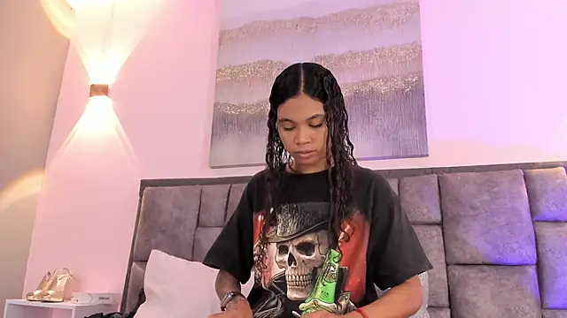 GysellHanson online show from November 18, 11:36 am