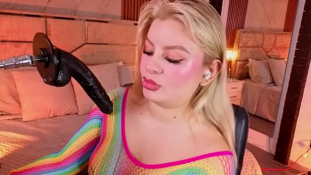 LolaAngellx online show from July 23, 7:56 pm
