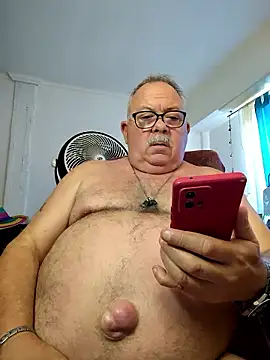 Snapshot of bylytom24 chatting on January 14, 6:02 pm bylytom24 online show from January 14, 6:02 pm