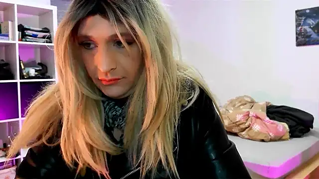 DYasmin69 online show from February 11, 6:01 pm