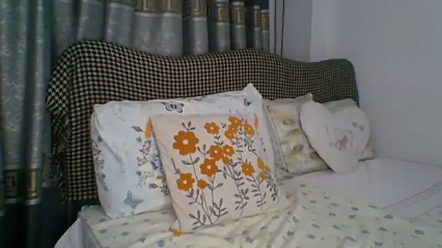 LeydiLi online show from July 14, 5:18 pm