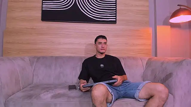 hell twink online show from May 27, 3:42 pm