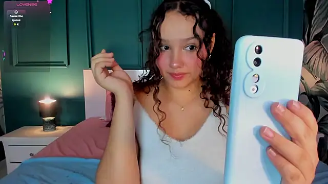 LucyLovelyy online show from January 29, 3:33 am