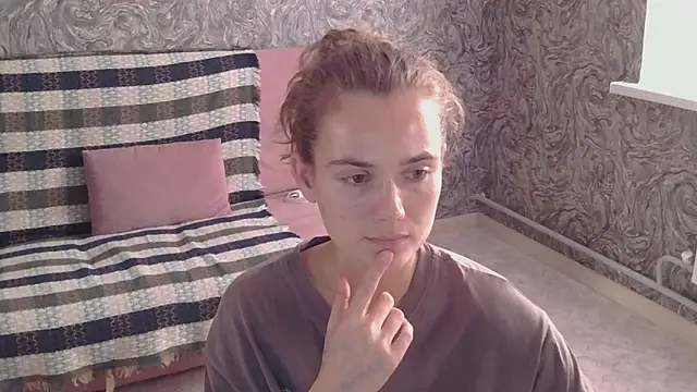 CurlyNed online show from December 24, 7:17 am