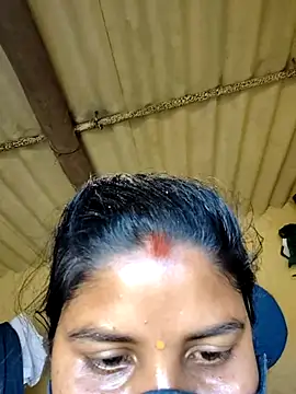 Snapshot of sweet_suman chatting on March 11, 7:48 am sweet suman online show from March 11, 7:48 am