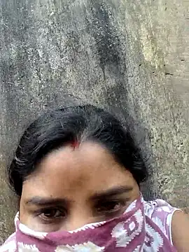 Snapshot of sweet_suman chatting on September 11, 4:23 am sweet suman online show from September 11, 4:23 am