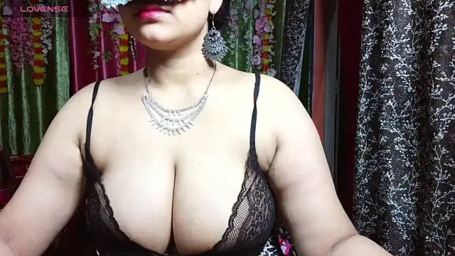 freesoul272002 online show from June 3, 8:03 pm