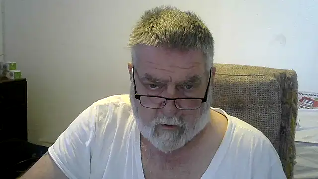 viejo oso online show from November 5, 7:03 pm